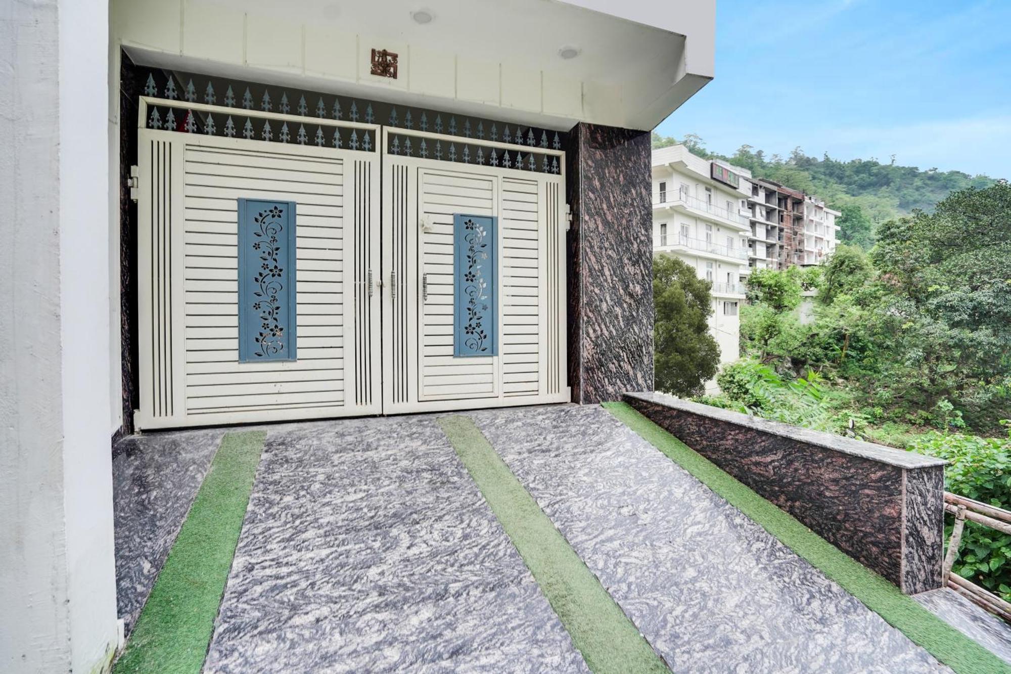 Super Townhouse होटल 4*