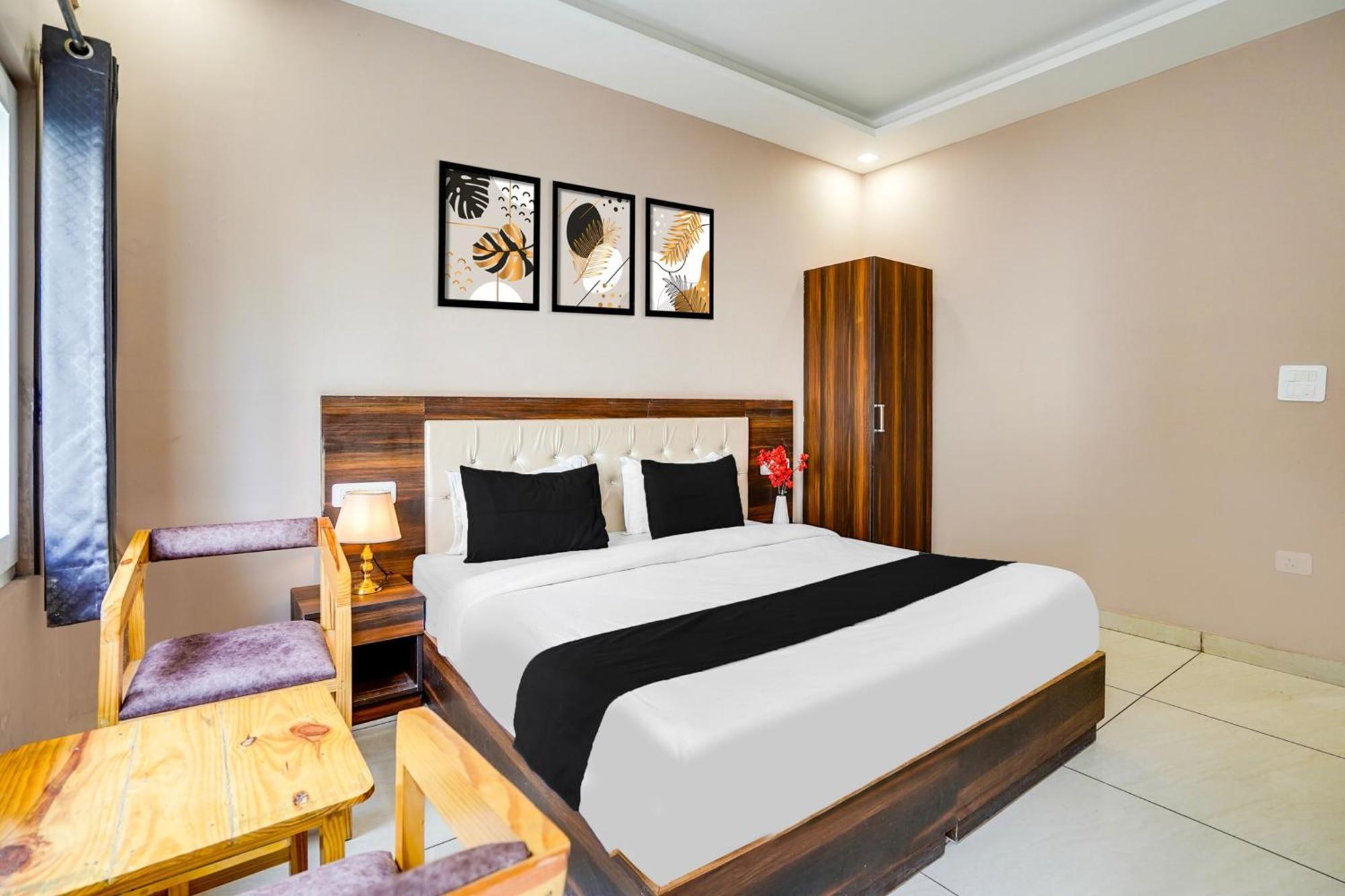 Super Townhouse 4* Tapovan